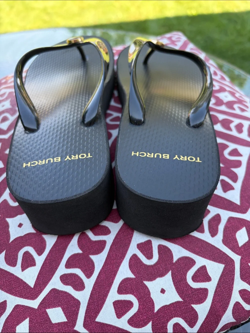 Tory Burch Black Glossy Platform Flip Flop Sandals with Gold Logo